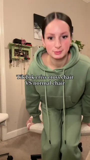 It was worth all the hype..😅 #crisscrosschair #crisscrosschairwithwheels #tiktokfind #deskchair #crisscrossapplesauce 