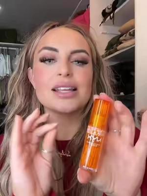 I bet yall were laughing in my face when I thought the cherry was plumping.. 😂😂😂 #TikTokMadeMeBuylt #nyx #ducklips #duckplump #plumpinglipgloss #lipfiller #BeautyTok #makeuptok #affordablemakeup #makeupmusthaves #bestmakeupproducts 