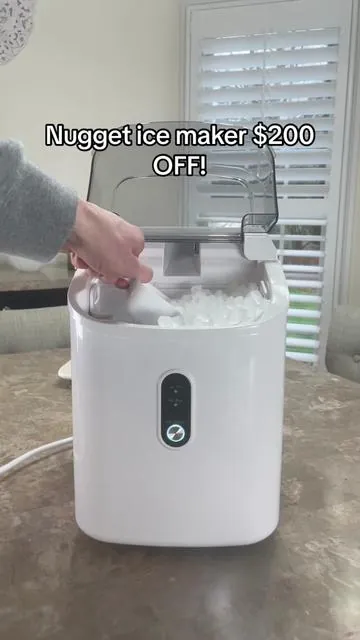 It makes 34lbs of sonic ice in a day! #cowsar #nuggetice #icemaker #sonicice 