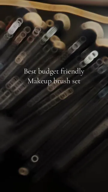 Sleek all black Makeup brush set! 🖤  #AllBlack #Sleek #MakeUpBrush #MakeUpBrushset #MakeUp #MakeUpTutorial #MakeUpArtist #MUA #BlackAesthetic #Black #FYP