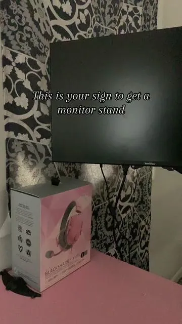 *not my setup btw* #mountup #monitorstand #foryou #tiktokshop #monitorstandsetup 