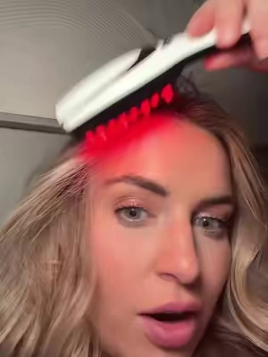 Replying to @Milkandhoneytee ok go look back at this video, THE GROWTH BABY THE GROWTH 😭😭😭#headmassager #redlighttherapy #bluelight #TikTokMadeMeBuylt #vibrating #BeautyTok #hairtok #haircare #hairtutorials #hairloss #hairlosshack #howtogrowyourhair #hairgrowthtips #fyp #tiktokshopspringsale  #dryscalp
