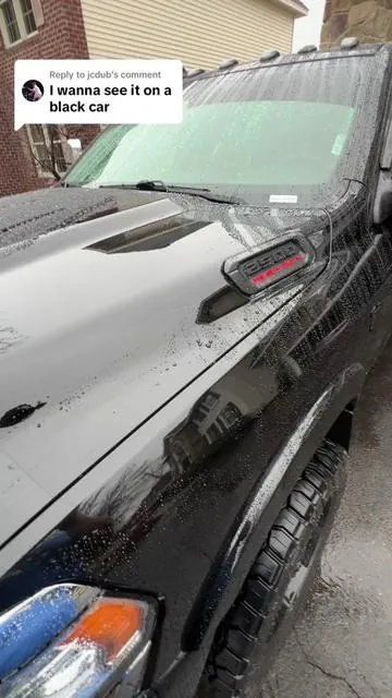 Replying to @jcdub told yall. Best drying towel on tiktok #autodetailing #dryingtowel #dryingtowel #blackline 