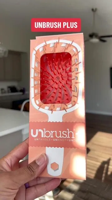 This Unbrush Plus is all you need. It gets all the tangles. #unbrush #unbrushreview #detanglingbrush #brush #ttshop #TikTokShop #ttsacl #grwmchallenge 