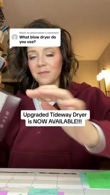 Replying to @jamiecotner This @Tideway blowdryer is seriously the bomb! It’s what I use at home AND used in the salon. #tidewayblowdryer #blowdryerreview #hairstylistsoftiktok #bighairdontcare #hairvolume #quickblowout #speedblowdryer #blowdryereducaction #haireducation #blowout #healthyhair  