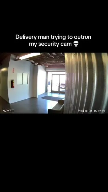 You’re going to need faster shoes next time 💨 #wyzecampanv3 #deliveryheroes #bestsecuritycamera #techtok #techthisout 