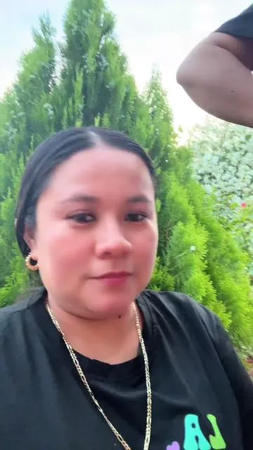 Lo que usted ve en este video es real muchas personas sufren este problema con sus uńas 