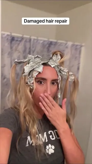 Damaged hair repair. If you have weak, bleached hair you need this. Its so worth it. #colorwow #damagedhair #damagedhairrepair #bleachedhair #dryhair #healthyhair #hairtransformation 