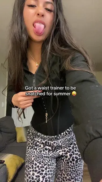 Finna be snatched🥰 #fyp #parati #waisttrainer #fajawaisttrainer #summervibes #summertips #girls #imjustagirl 