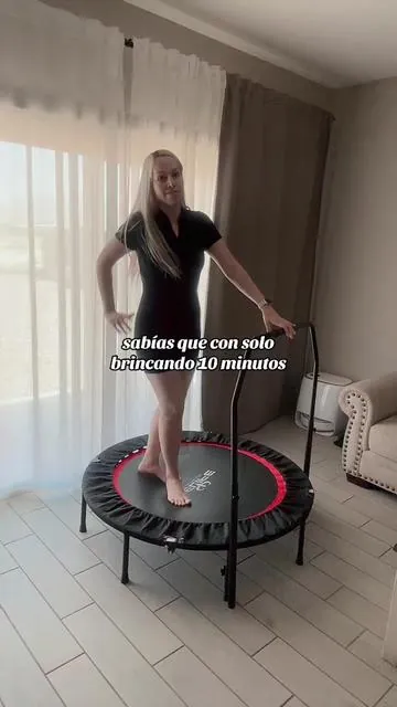 #exercisetrampoline #ejercicioencasa #trampoline #easyexercise #bodybuilding #bodyconfidence #fyp #shop #tiktokshop #tiktokshopfinds #tiktokmehizocomprarlo #fypシ゚viral 
