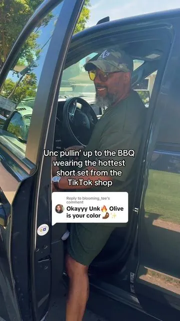Replying to @blooming_tee  Where my plate? 🍱 #summerfashion #summerstyle #shorts #mensfashion #bbqtiktok 