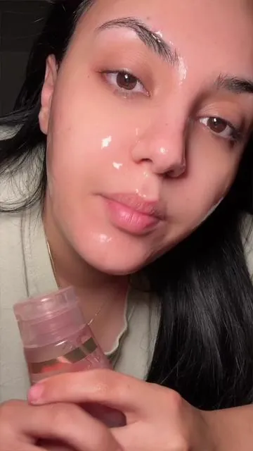 Korean skincare is 50 years in the future 😍 #medicube #collagenwrappingmask #collagenpeptides #collagenfacemask #koreanskincare #koreanbeauty #antiaging #colagensleepingmask #korean #koreanskincareproducts #glassskin #koreanskincareroutine #koreanskincaretips #fypシ゚viral 