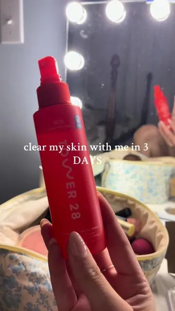 USING TOWER28 SOS SPRAY!!! ✨✨✨✨✨ #tower28 #sosspray 
