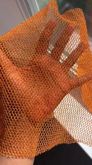 Don't Get Duped! Spot a Fake African Net Sponge 🌍 Our authentic African net sponges are sustainably sourced from Nigeria and offer amazing skincare benefits ✨🙌🏾 #africanexfoliatingnet #africannetsponge #fakevsreal #therealafricannetsponge 