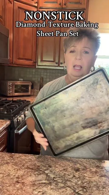 NONSTICK BAKING/COOKIE SHEET PAN SET #baking #pan #nonstick #heavyduty #quality #bakeware #cookiesheet #set #diamondtexture #kitchenware #kitchen #tiktok #shop #oven #fyi #fyp #viral #fypシ゚viral 