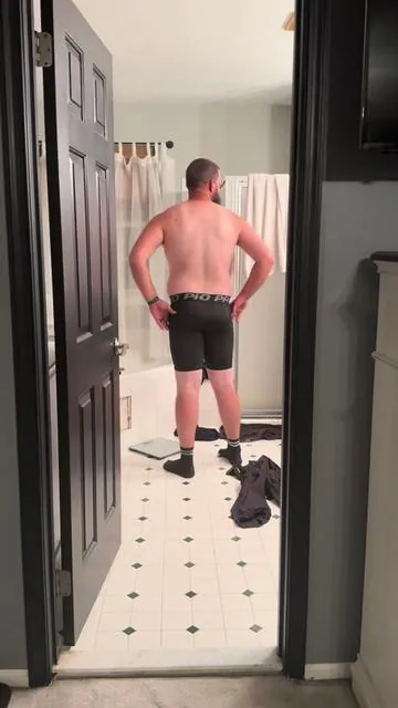 #fyp #thisisnalasworldreviews #foryoupage #sauna #saunashirt #bluecollar #dadsoftiktok #weightloss #itworks 