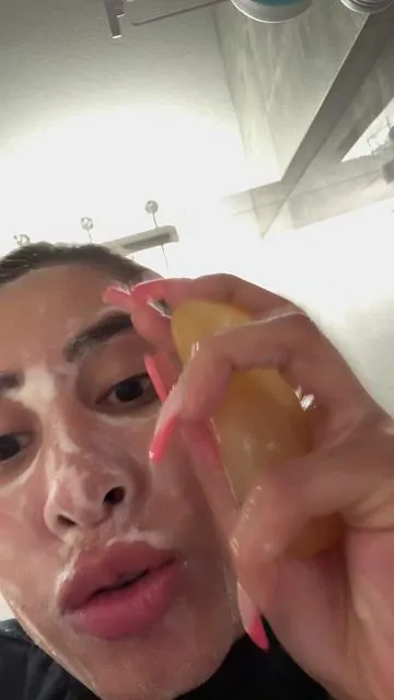 😱