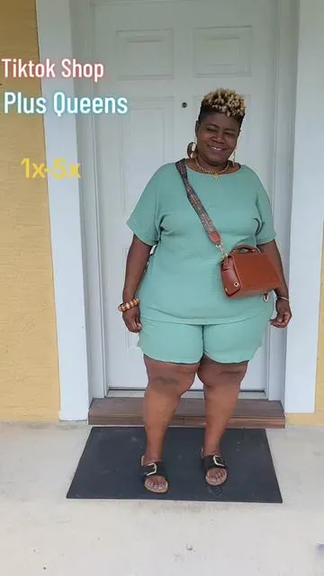 #fypシ゚viral #foryou #foryoupage #tiktok #viral #plussize #fashiontiktok #fashion #trendy #plussizeedition  #foryourpagе 
