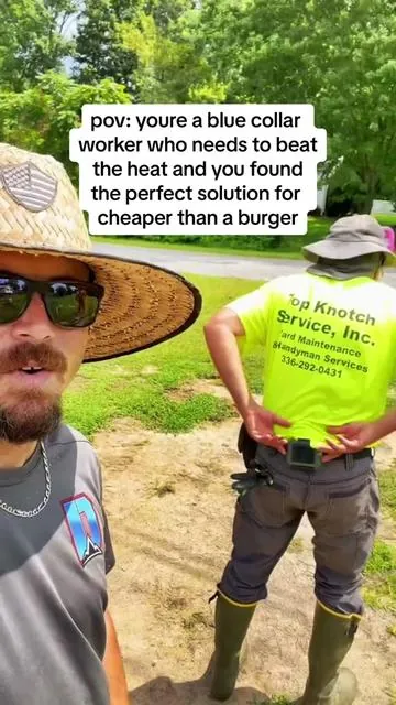 this boutta be the hottest summer ever… a waist fan is what yall need  #bluecollar #bluecollarboys #constructionlife #constructionworker #outdoorlife #summer 
