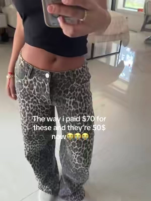 still worth it but wth i shouldve waited😭😭 #jeans #lowrisejeans #lowrise #lowrisebaggyjeans #lowrisejeansoutfit #leopard #leopardprint #leopardjeans #viraljeans #viralleopardjeans #edikted #ediktedad 
