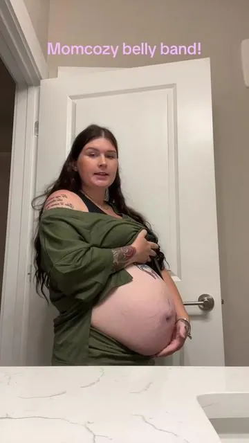 This momcozy belly band has definitely helped me! #momcozy #bellyband #bellybandreview #momcozyreview #tiktokshop #pregnanttiktok #mamasoftiktok #momcozylife #momcozystore #momcozy @Momcozy US 