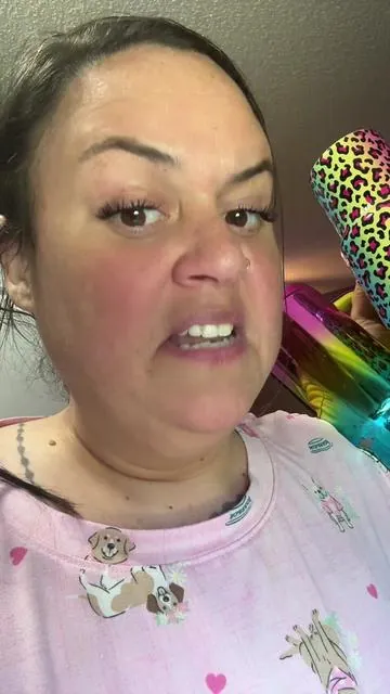 7398994955374529823