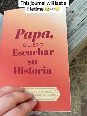Replying to @Pattyyy The perfect Christmas Gift for Dad 🥹🫶🏼  #papa #dadjournal #memories #journal #dadgift #latinostiktok #hispanic #TikTokshopbacktoschool #latinodad #regalosparapapa #latinostiktok 