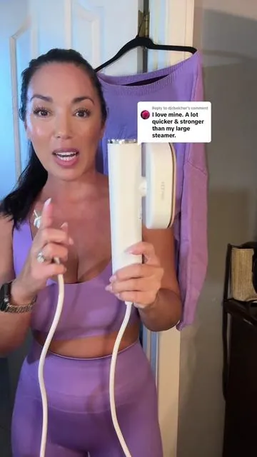 Replying to @djcbelcher works very fast with just one pass! Watch for yourself! 🥰 #bestselling #fall2024 #fypage #flashsale #laborday #steamer #steamerforclothes #steamiron 