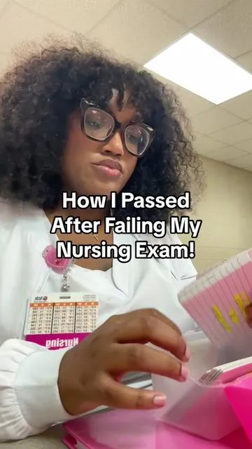 Who knew a little nursing book could make a huge difference? 📚 #nursesoftiktok #NursingStudent #nursingschool #nursingschoolhacks #nursingschoollife 