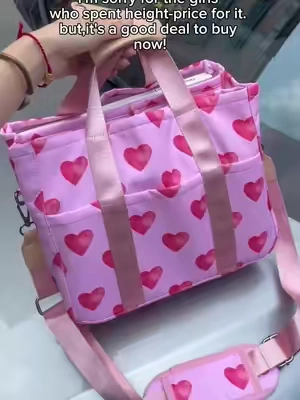 Cute bag!!!🥰✨👻🛍️🌷💕 #halloween2024 #laborday #tiktokmedemebuyit #fashion #cool #bags #cutebag#totebag#schollbag#foryou #TikTokShop #everydaybag #falloutfits #fallfreshness #pinkbag#girls #fypシ゚viral #tiktokindia 