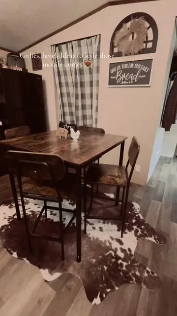 Yall love these videos, so I’ll continue to post them🤎😆.                                    #homedecor #mobilehome #western #farmhouse #westerndecor #mobilehomeliving #homeimprovement #decorate #trending #viral #fyp #home #style #foryou #foryoupage  