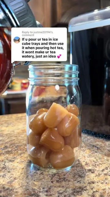 Replying to @justme20194  The Cowsar Bullet Countertop Ice Maker is fast, portable and self cleaning!  Perfect for the upcoming holidays! It comes from a verified company, with a 12 month warrenty & lifetime tech support.   #ice #icemakermachine #icemakermachine #fallforyou #gift #ad #tiktokshop #tiktokshopfinds @Cowsar Appliance 