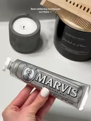 #MarvisToothpaste #WhiteningToothpaste #SmileBright #OralCare #FreshBreath #tiktokmademebuyit #aesthetic #tiktokshopfinds 