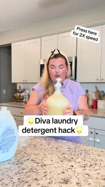 Check out how I mixed my diva laundry detergent into an unscented laundry detergent to make it last longer 😍 #creatorsearchinsights #divadetergent #divalaundrydetergent #laundrydetergent #tiktokshop #tts #viralproducts #tiktokshopfinds #tiktokshopproducts #detergent 