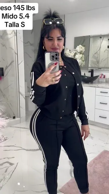 Juego de pantalón y abrigo muy lindo se los súper recomiendo @ChicMe_US #set #juegodepantalon #womenset #moda #modafeminina #outfit #outfitideas #invierno #ropademujer #tiktok #tiktokshop #halloween2024 #chicme #chicmeofficial 