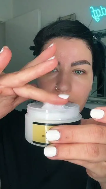 My favorite duo from @COSRX US  #skin #skincare #skincareroutine #cosrx #snail #serum #moisturizer   #cream  #greenscreen 