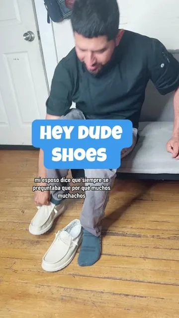 Están cómodos y lucen cool 😎 linl 👆🏼@HeyDude 🛒 #tiktokshop #fallingforgka #manshoes 