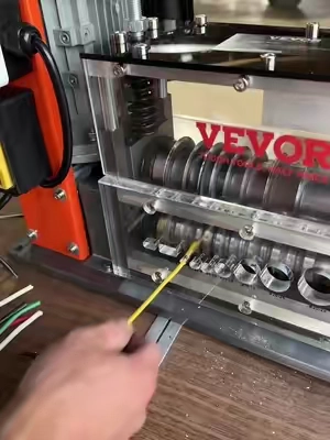 This automatic wire stripping tool is awesome!  #copperrecycling #wirestrip #hvac #bluecollar #construction #electrician #contractorsoftiktok #coppermetal 