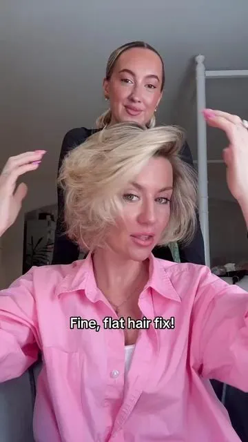Look at all this hair! 🤩 If you want thicken your hair, Carb Cocktail is the🔑! @laurenaamara #colorwow #thinhair #flathair #flathairtips 