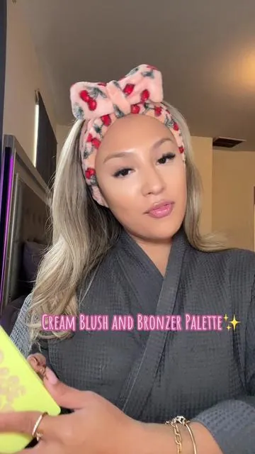 💗Cream blushes & bronzers>>>>>>#madebymitchellcurvecase #madebymitchell #creamblush #creambronzer #creammakeup #makeuppalette #curvecase #curvecasemadebymitchell #pinkcreates #creambronzerpalette #TikTokshop #ttshop #tiktokshopping #tiktokmademebuyit #tiktokshopfind #tiktokshopfinds #ttshopping #tiktokshopfindgems #musthave #trendingproduct #tiktokshopbacktoschool #fallfinds #fallbeauty #TTSLevelUp #falldealsforyou