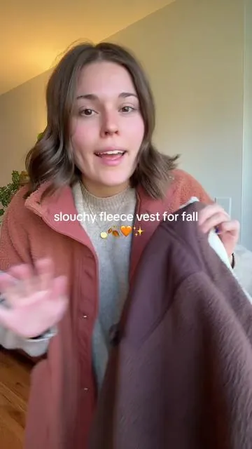I seriously LOVE these fleece vests and now that the weather is getting colder, I can put a different vest outfit together everyday! 😍 #vestoutfits #cutefalloutfits #falloutfitinspo #fleecevest #oversizedvest #falloutfits #creatorsearchinsights  Vest outfits Fleece vest Oversized vest outfit Brown vest outfit Cute fall outfit Outfit ideas for fall 2024