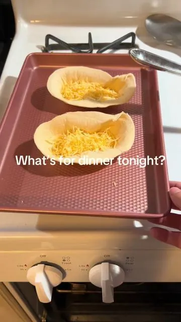 #creatorsearchinsights #tacodinner #whatsfordinner #wednesday #easydinner #dinnerprep #bakingpans 