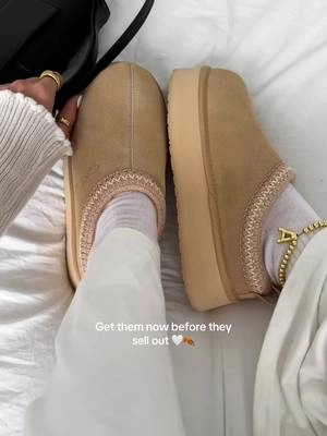 #fallshoes #fallfashion #platformslippers #fallaesthetic #autumnaesthetic #autumnfashion #falldealsforyou #tiktokshopfinds 