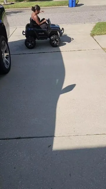 The Aosom Kids Ride On Car is soo awesome. With huge wheels, music, Lights and all!  #rideoncar #kidscar #christmasgiftsforkids #kidsgifts #giftsforkids #rideon #rideontruck #electriccar #batterypowered #funforkids  #fyp #aosom #rideontoys #falldealsforyou #tiktokshopholidayhaul #tiktokshopblackfriday #tiktokshopcybermonday #tiktokshopfallsale #treasurefinds #toycarfun #littledriver #kidfriendlytoys #rctoycar #carkids #toycarchallenge #outdoorplaytime #powerwheels #familyfuntime 