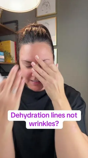 #wrinkles #hyaluronicacid #hyaluronicacidserum #glassskin #glassskinroutine #humectant #skinmoisturizer #skinbarrier 