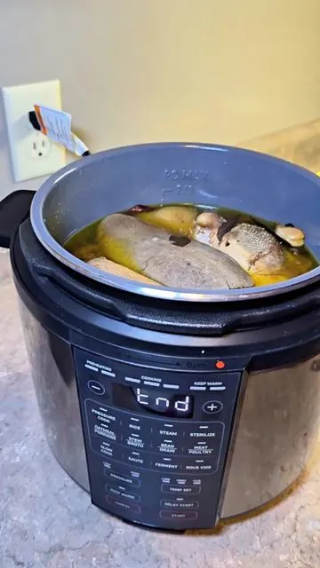 Lengua de res en mi olla express cosori #cookingwithcosori #superbrandday #cosorikitchen #cosori #lengua #tacos 