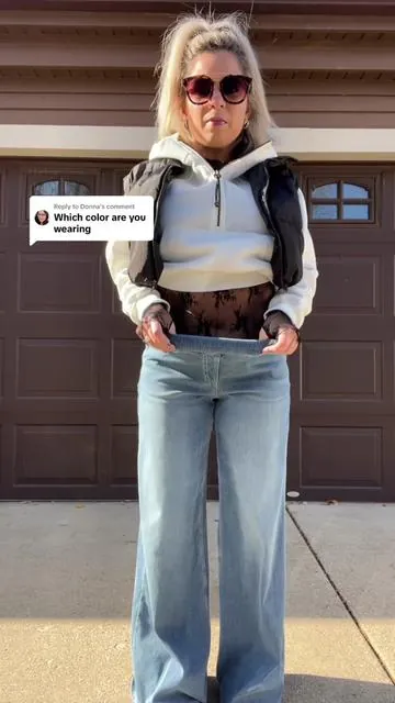 Replying to @Donna here for the girlies #momsoftiktok #halara #tiktokshop #halarajeans #dealsforyoudays #8dfit #8dfithalarajeans #halaraflexdenim #tiktokshopblackfriday #girlsgirl #girls  @Halara_official 