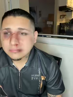 Bien madreado pero oliendo rico ##smellsgood##men##hurt##sad##tiktokshop##paratiiiiiiiiiiiiiiiiiiiiiiiiiiiiiii##apollo##world##cologne##chingon##fragrancias