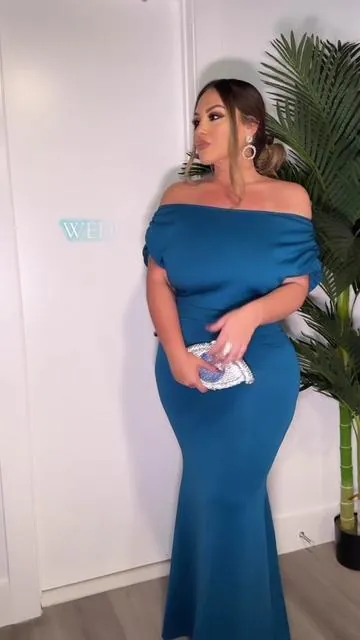This dress does not look like a $40 dress!!!! 🤯 Perfect for any wedding or holiday party! 😍 #WeddingGuest #WeddingGuestDress #HolidayDress #LongGown #MermaidDress #FallDealsForYou #BlackFriday #TikTokShopCyberMonday #TikTokShopBlackFriday #TikTokShopholidayhauls #WinterFashionTrends 
