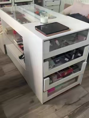 One of my favorrrite finds and made my closet look all boujee #makeuproom #tiktokmademebuyit #closetstorage #closetfinds #vanity #vanityfinds #vanitymusthaves #closetinspo #makeupfinds #christmasfinds #makeuphacks #homefinds #fyp #tiktokshopblackfriday #tiktokshopcybermonday 